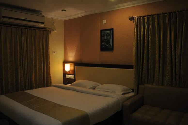 Moments Otel Kalküta Dış mekan fotoğraf
