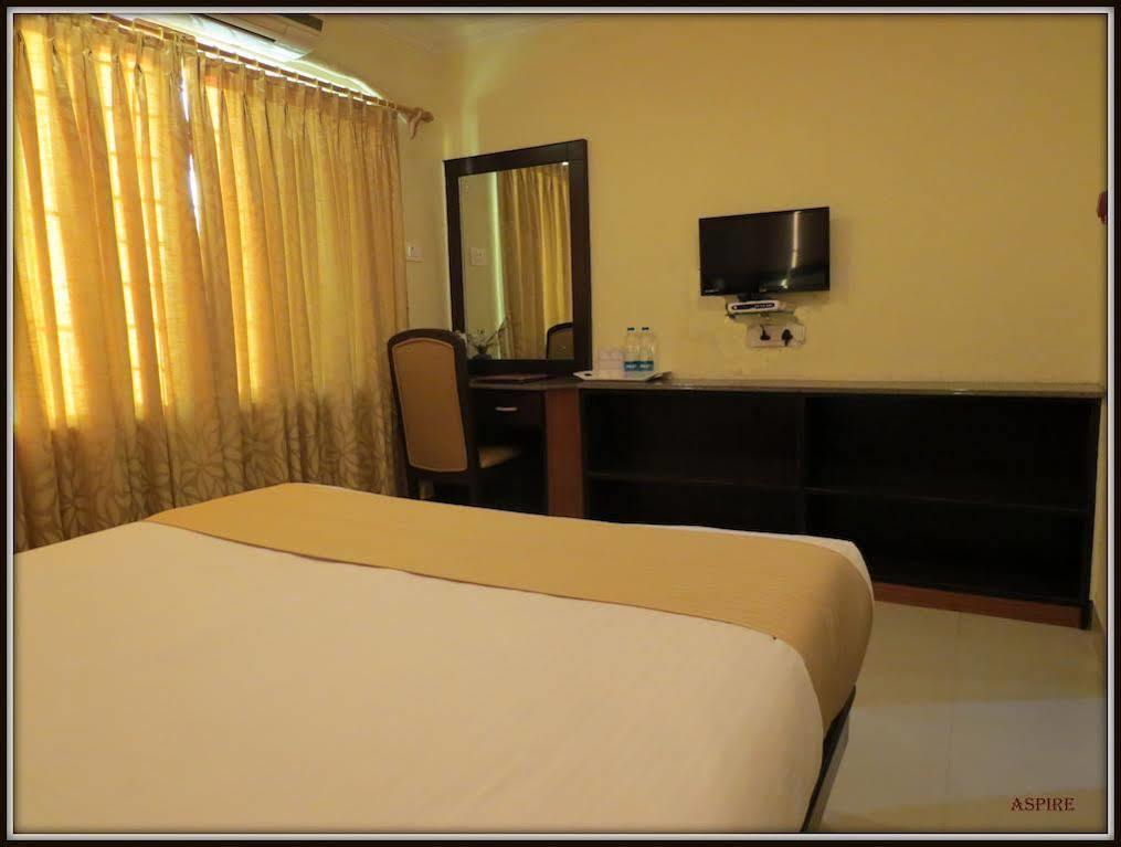 Moments Otel Kalküta Dış mekan fotoğraf