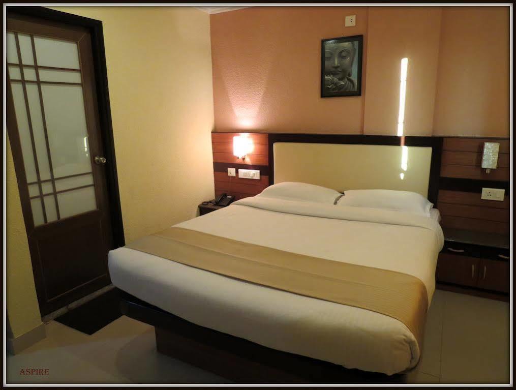 Moments Otel Kalküta Dış mekan fotoğraf